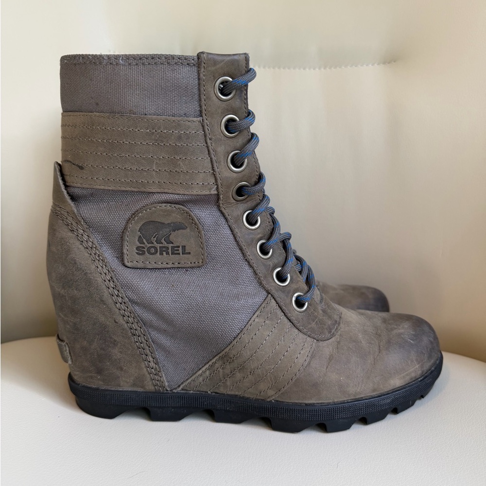 Sorel Women's NL3046-052 Lexie ll Wedge Boots